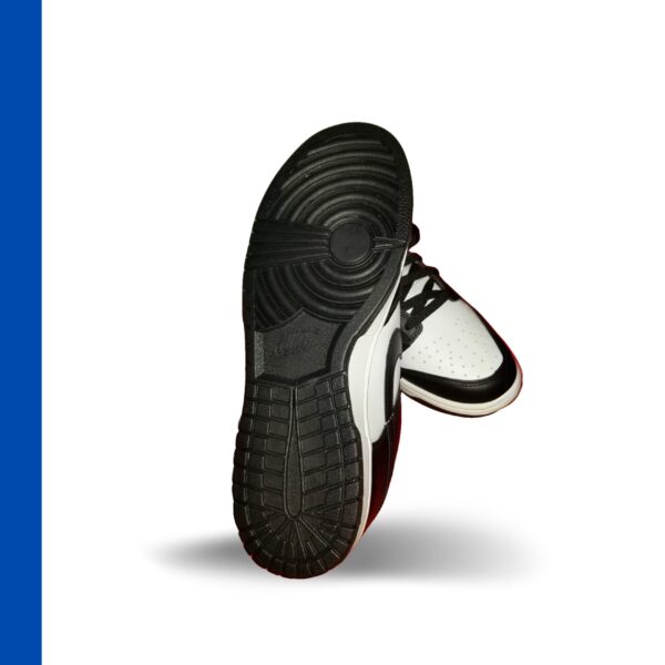 Nike Dunk Panda - Image 4